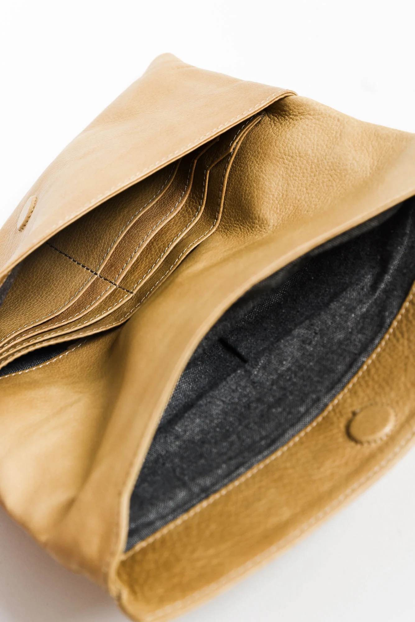 Aluka Natural Leather Bag - Image 4