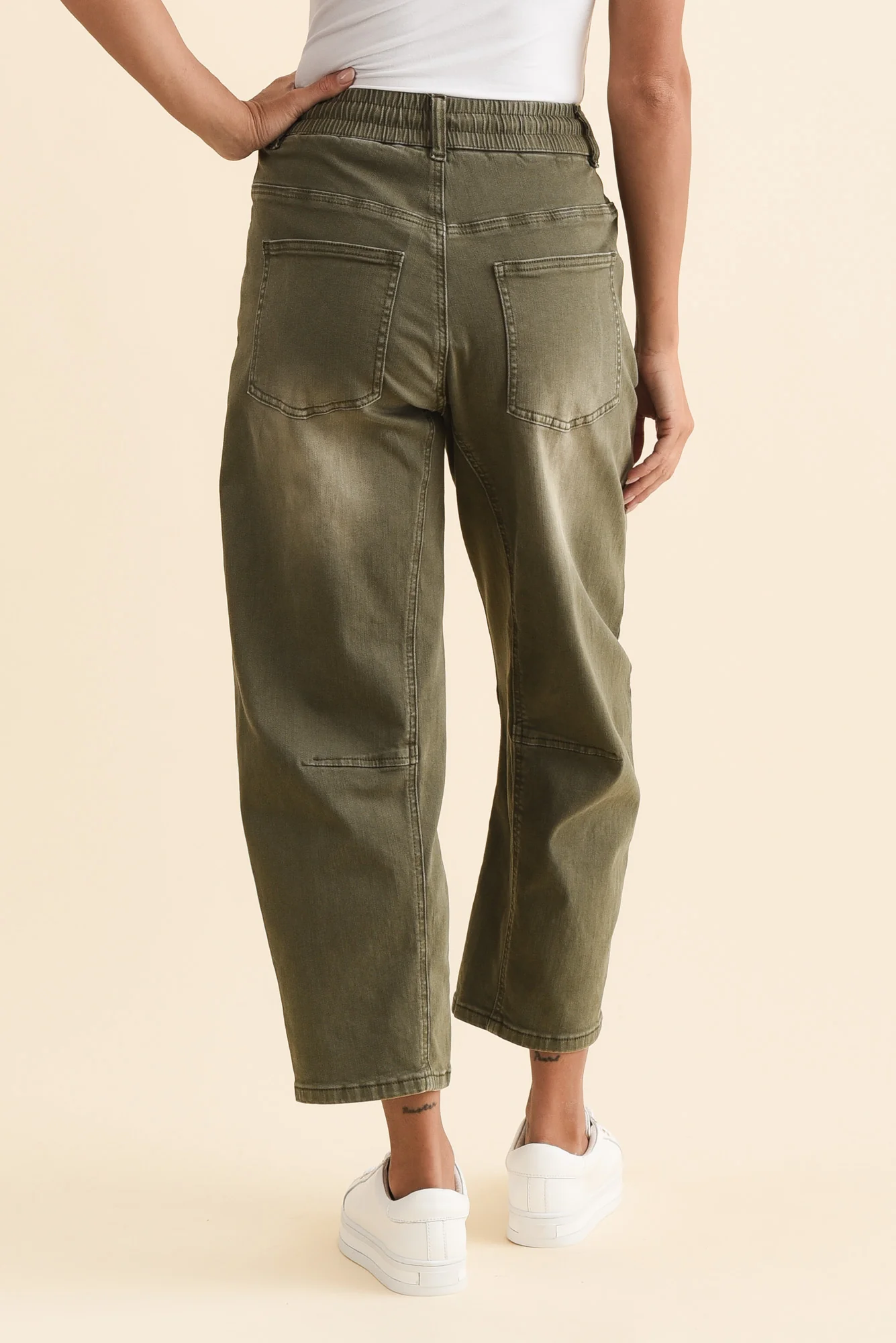 BB Barrel Khaki Jeans - Image 5