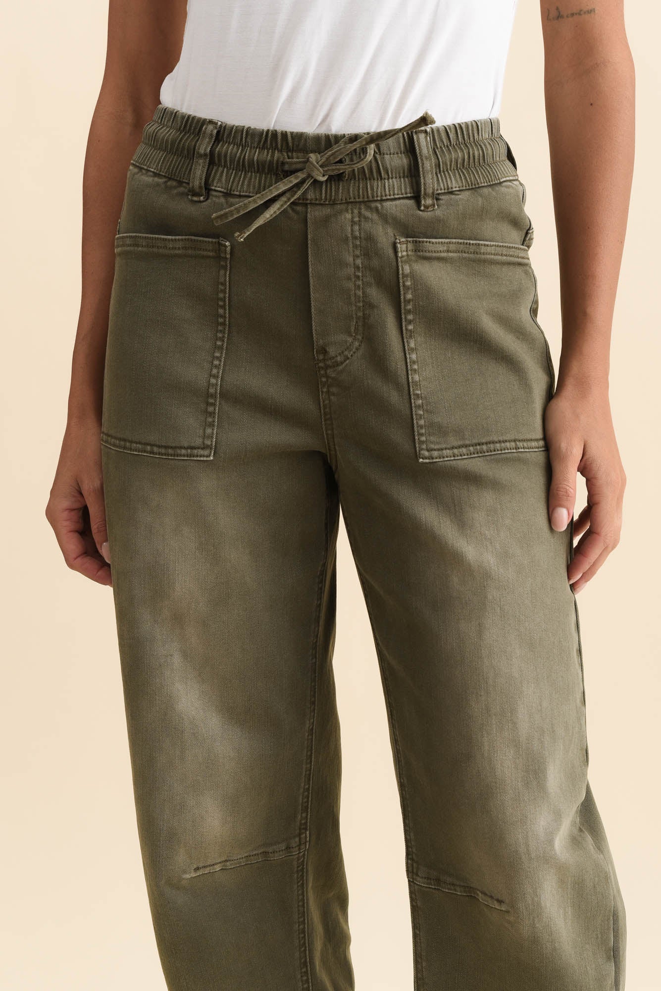 BB Barrel Khaki Jeans - Image 6