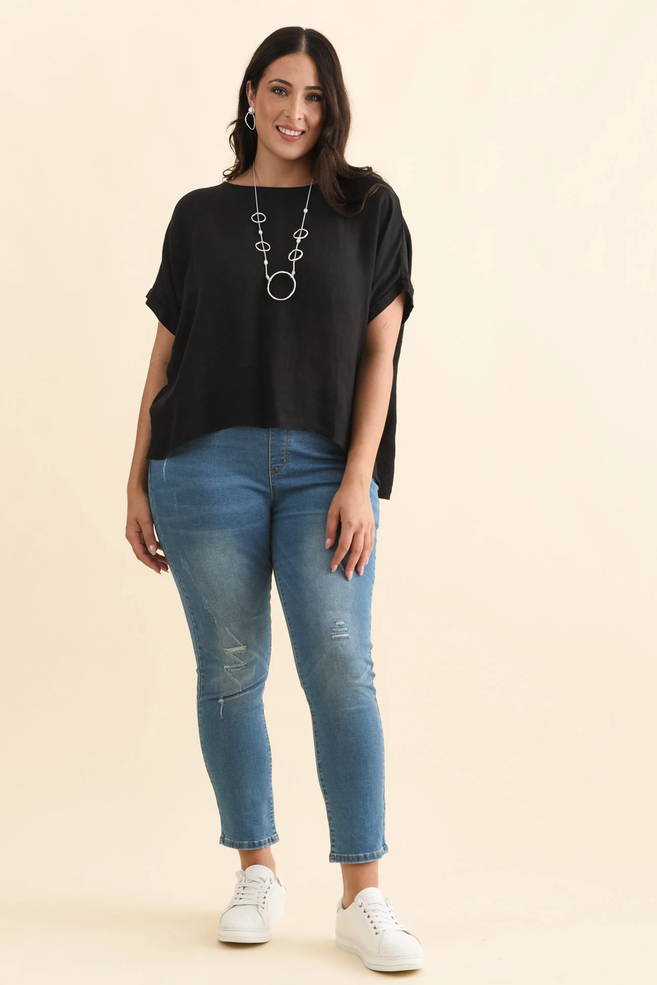 Chaya Black Linen Top - Image 11