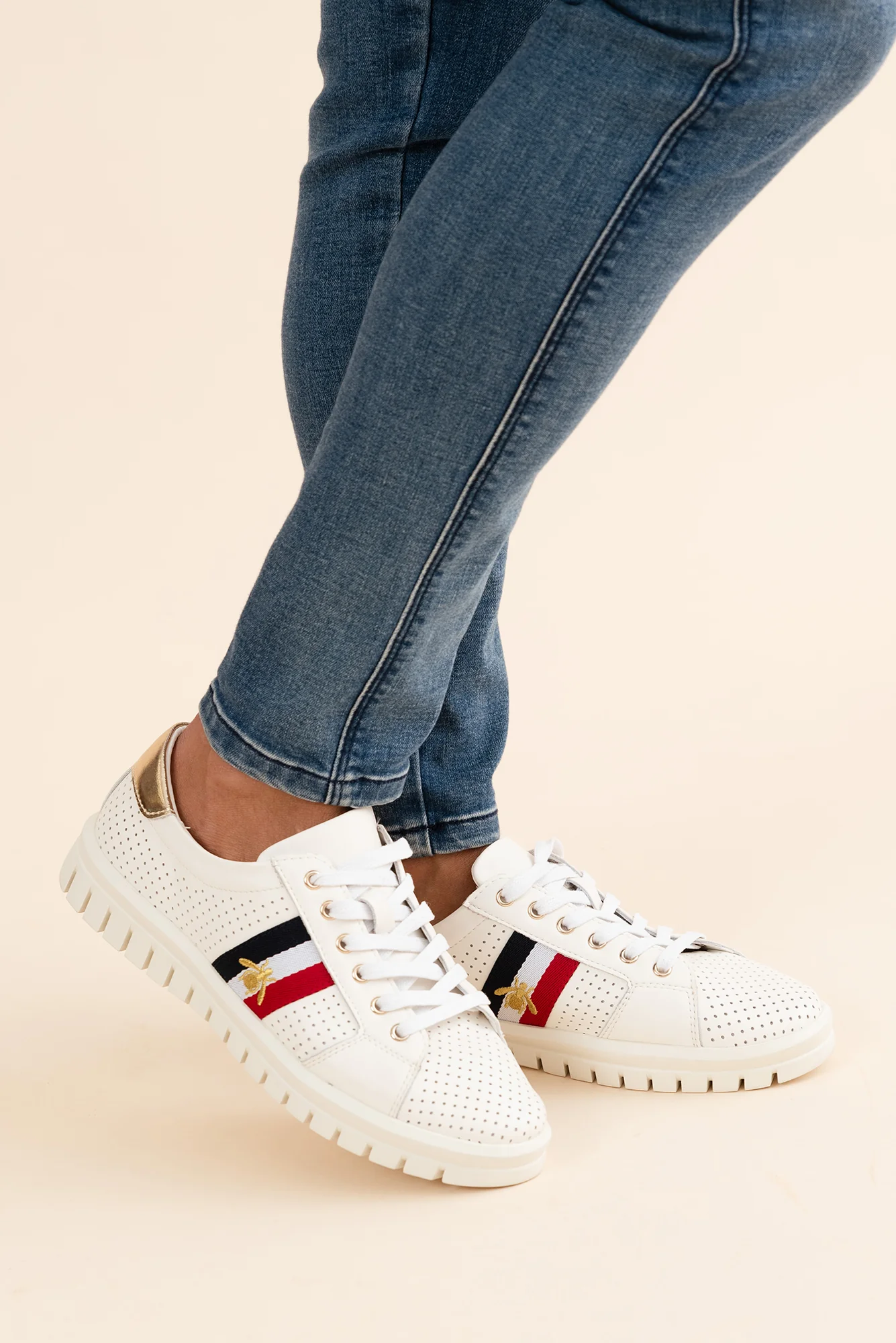 Elope White Bee Leather Sneaker - Image 6