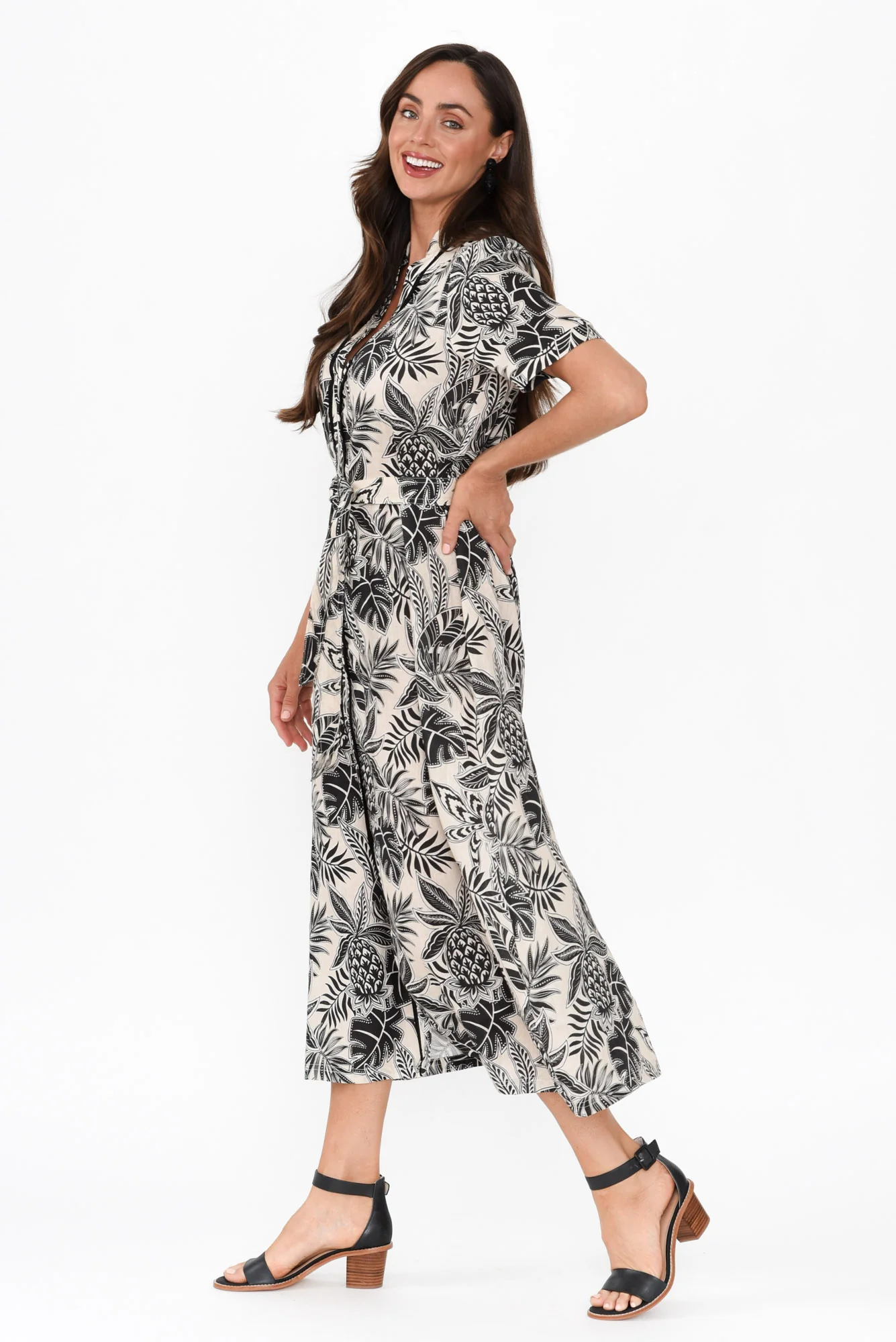 Essadora Black Leaf Linen Dress - Image 4