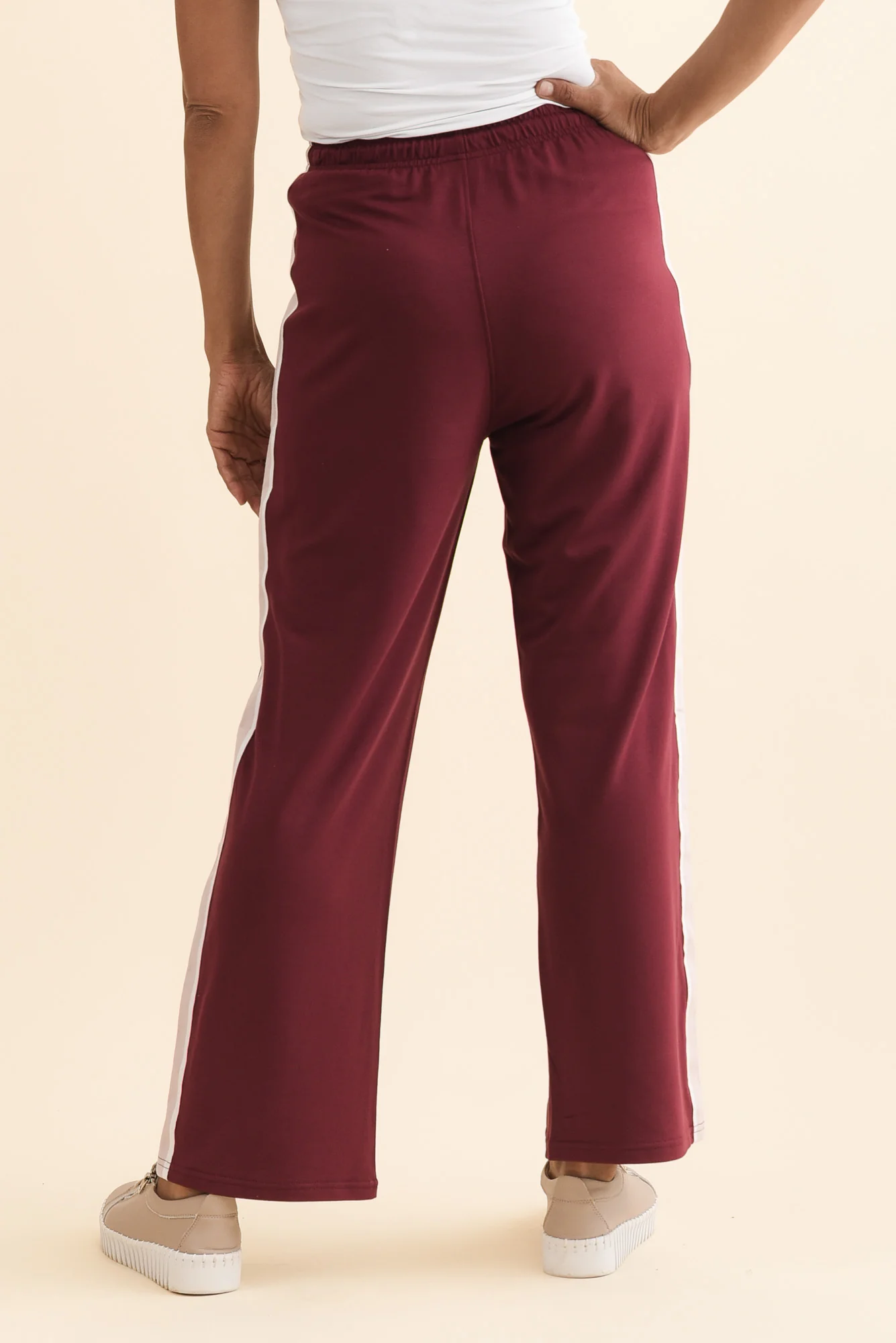 Evelyn Burgundy Contrast Trim Pants - Image 4