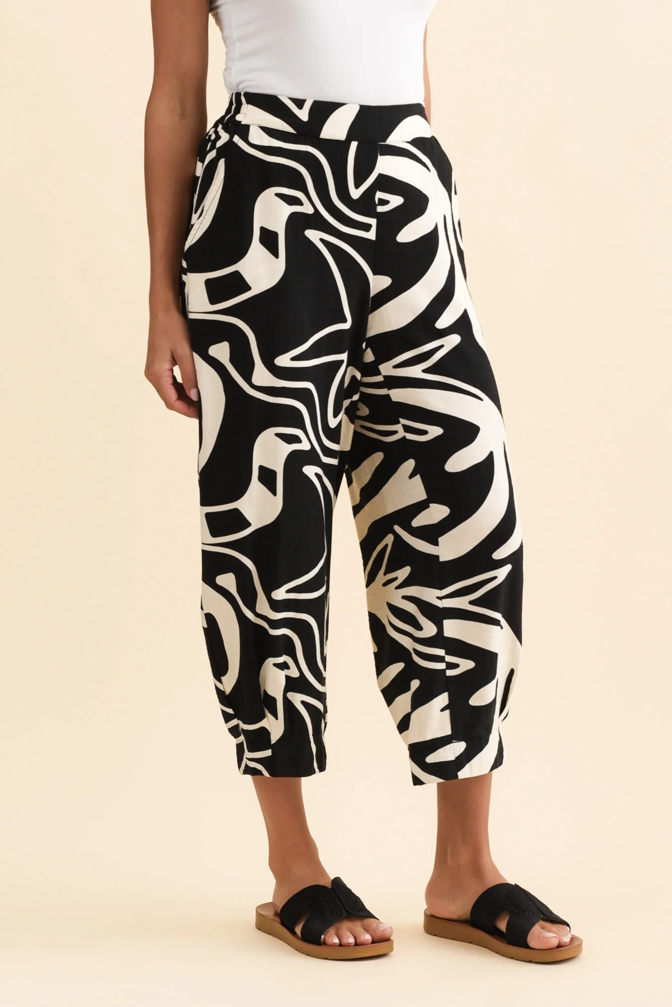 Hallie Black Palm Pocket Pants - Image 4