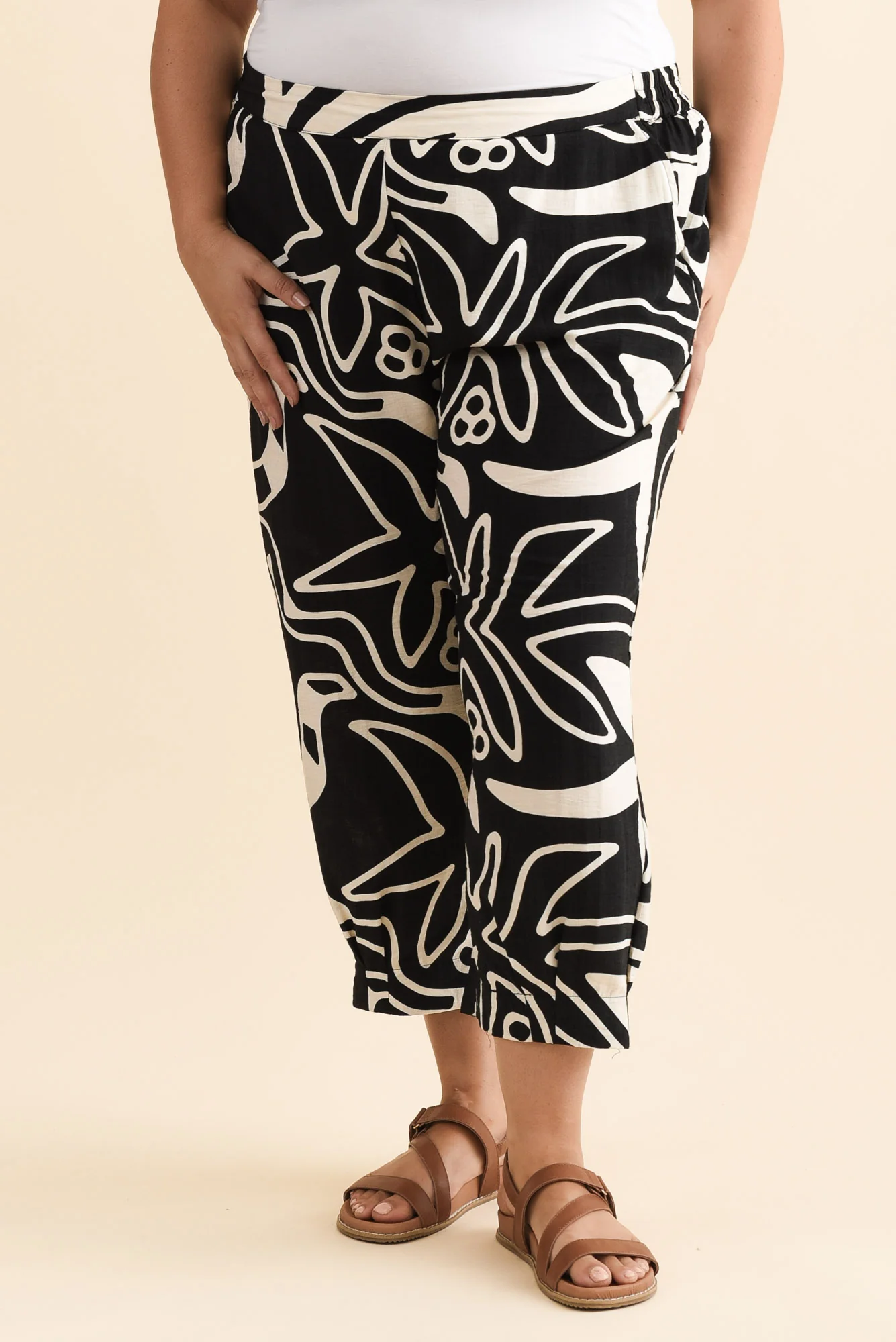 Hallie Black Palm Pocket Pants - Image 8