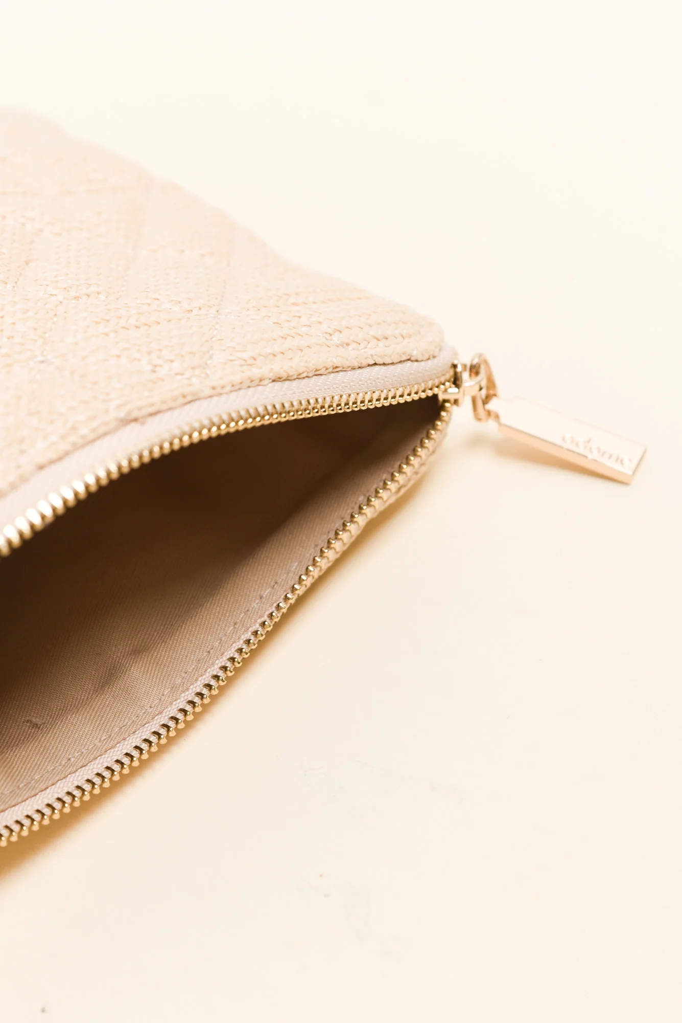 Jacob Natural Quilted Pouch - Image 3