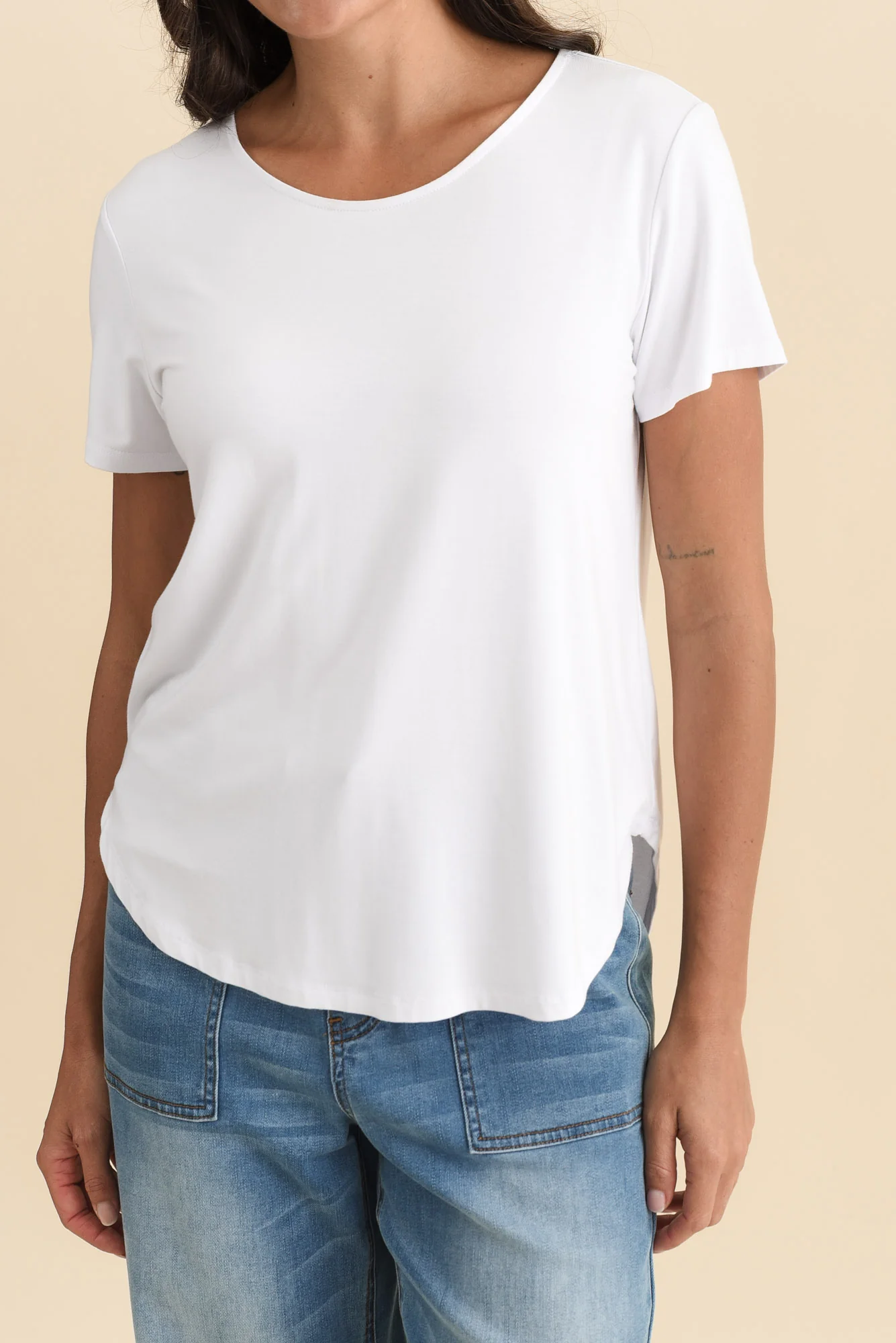 Janis White Bamboo Tee - Image 6