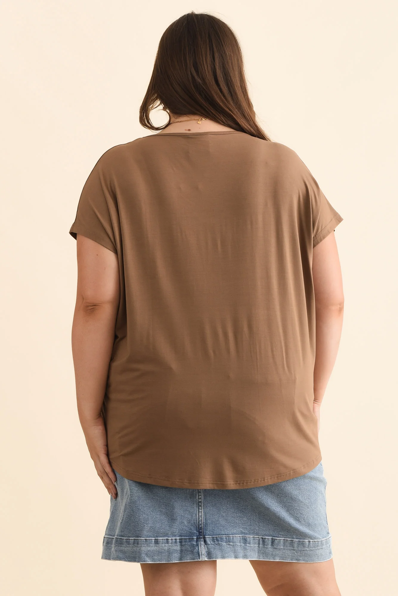 Jenner Mocha V Neck Tee - Image 11