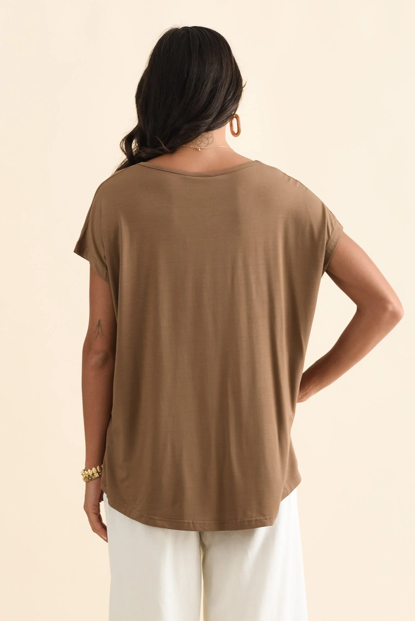 Jenner Mocha V Neck Tee - Image 5