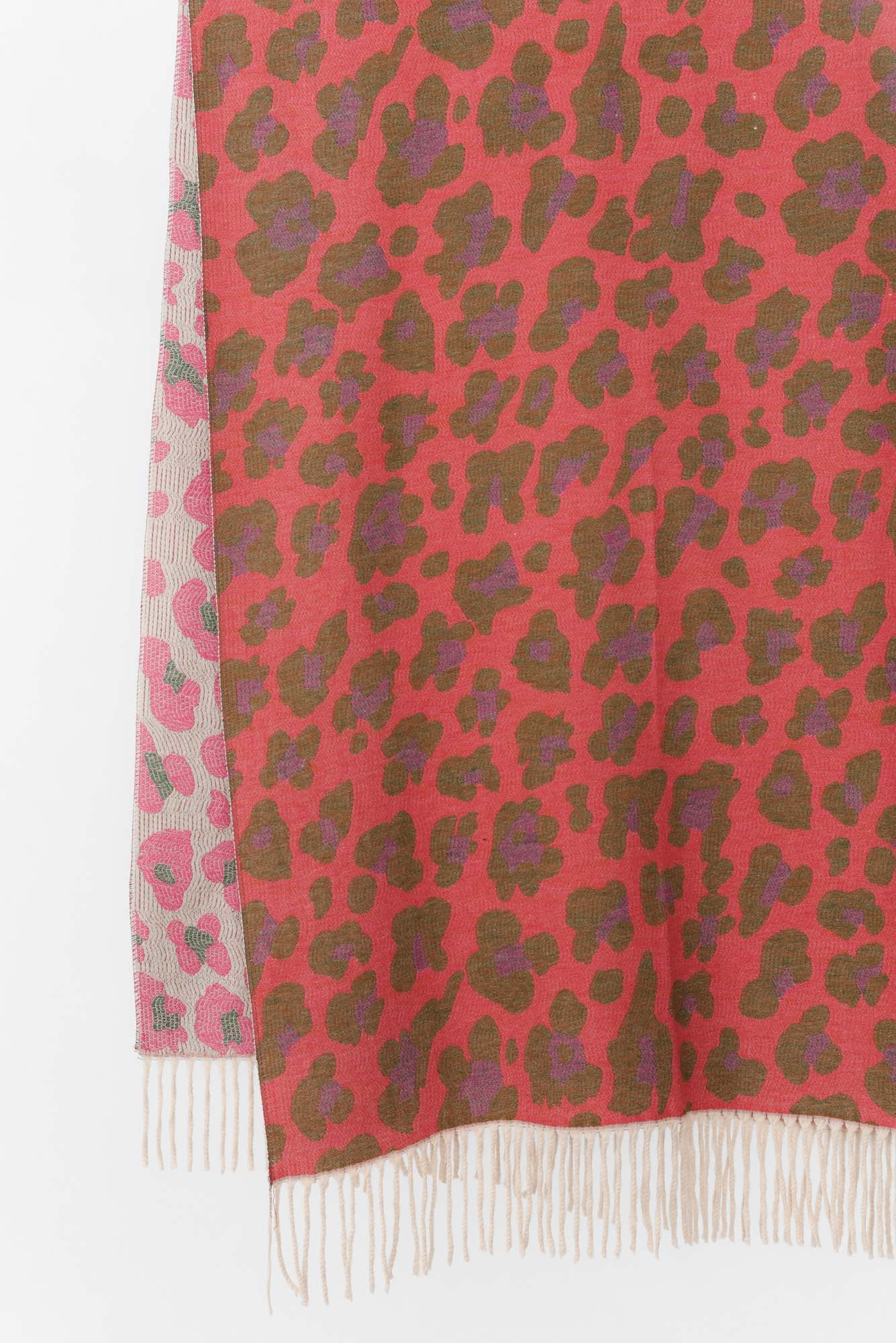 Marwa Pink Leopard Tassel Scarf - Image 4