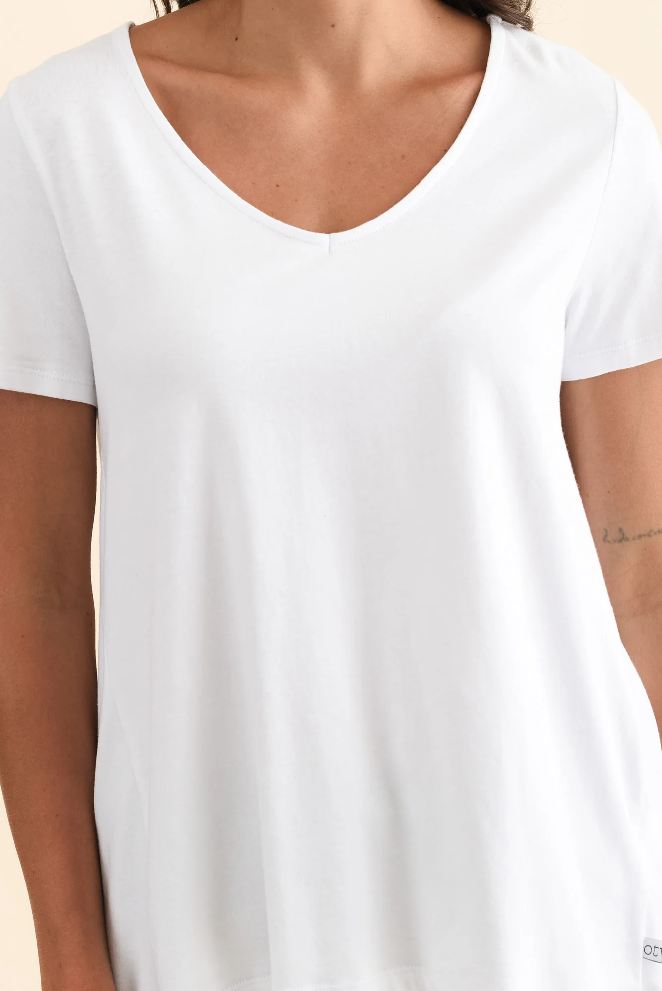 Montreal White Cotton Tee - Image 6