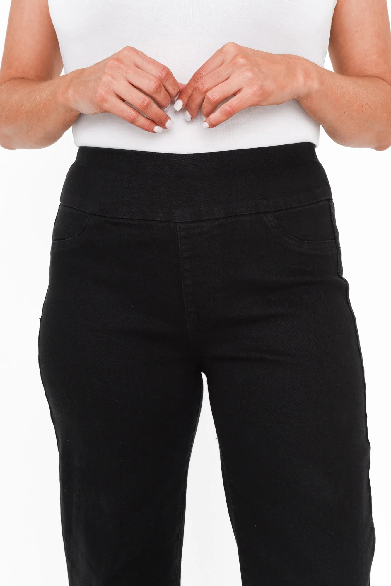 Nicola Black Wide Leg Jeans - Image 4