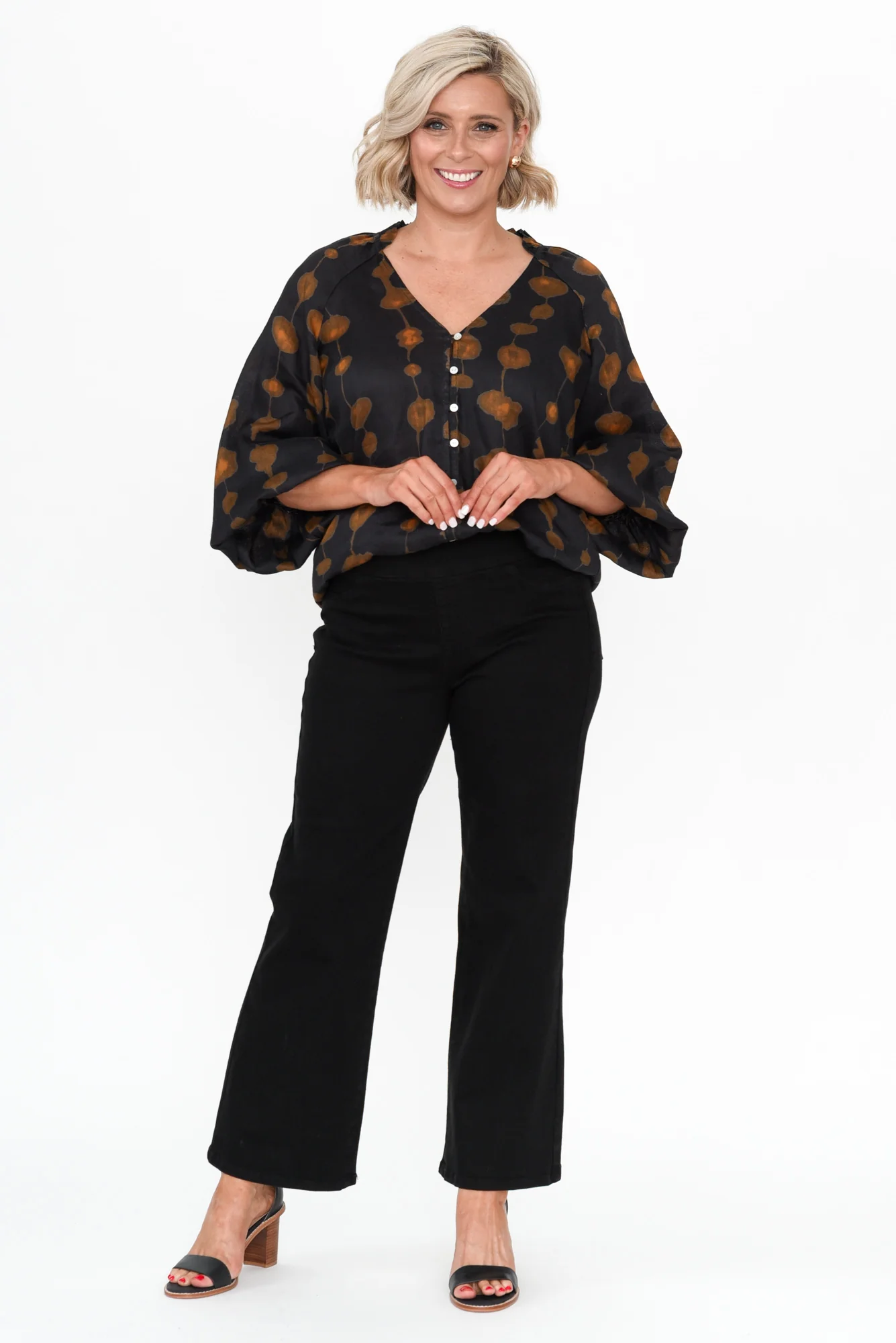 Nicola Black Wide Leg Jeans - Image 7