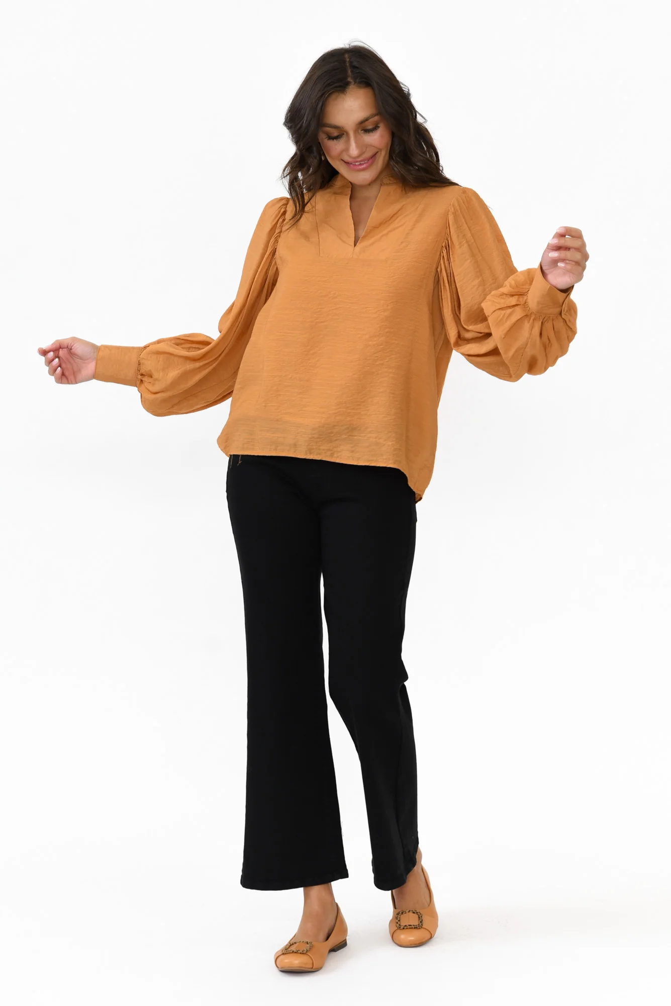 Nicola Black Wide Leg Jeans - Image 9