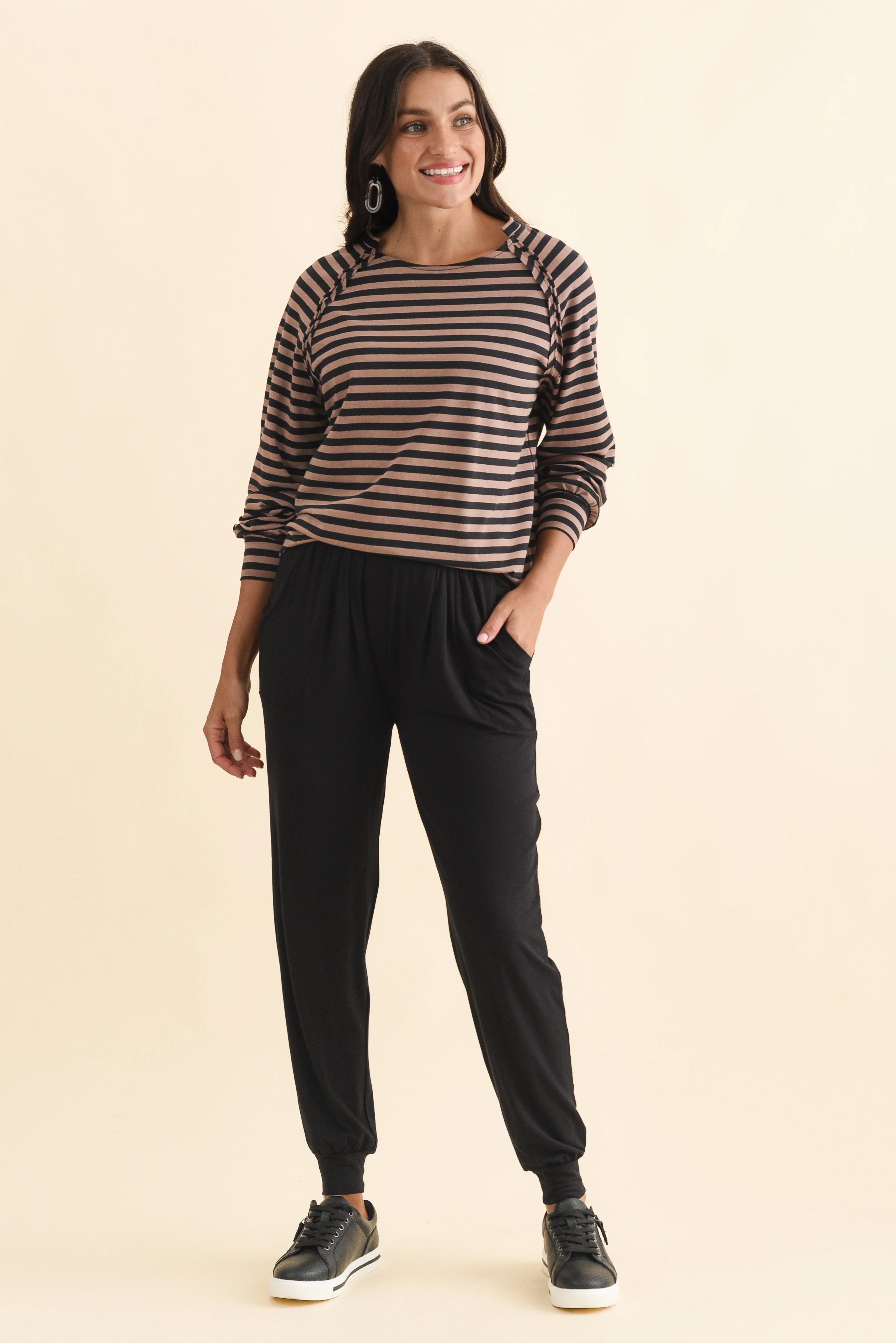 Black Weekend Pants - Image 3