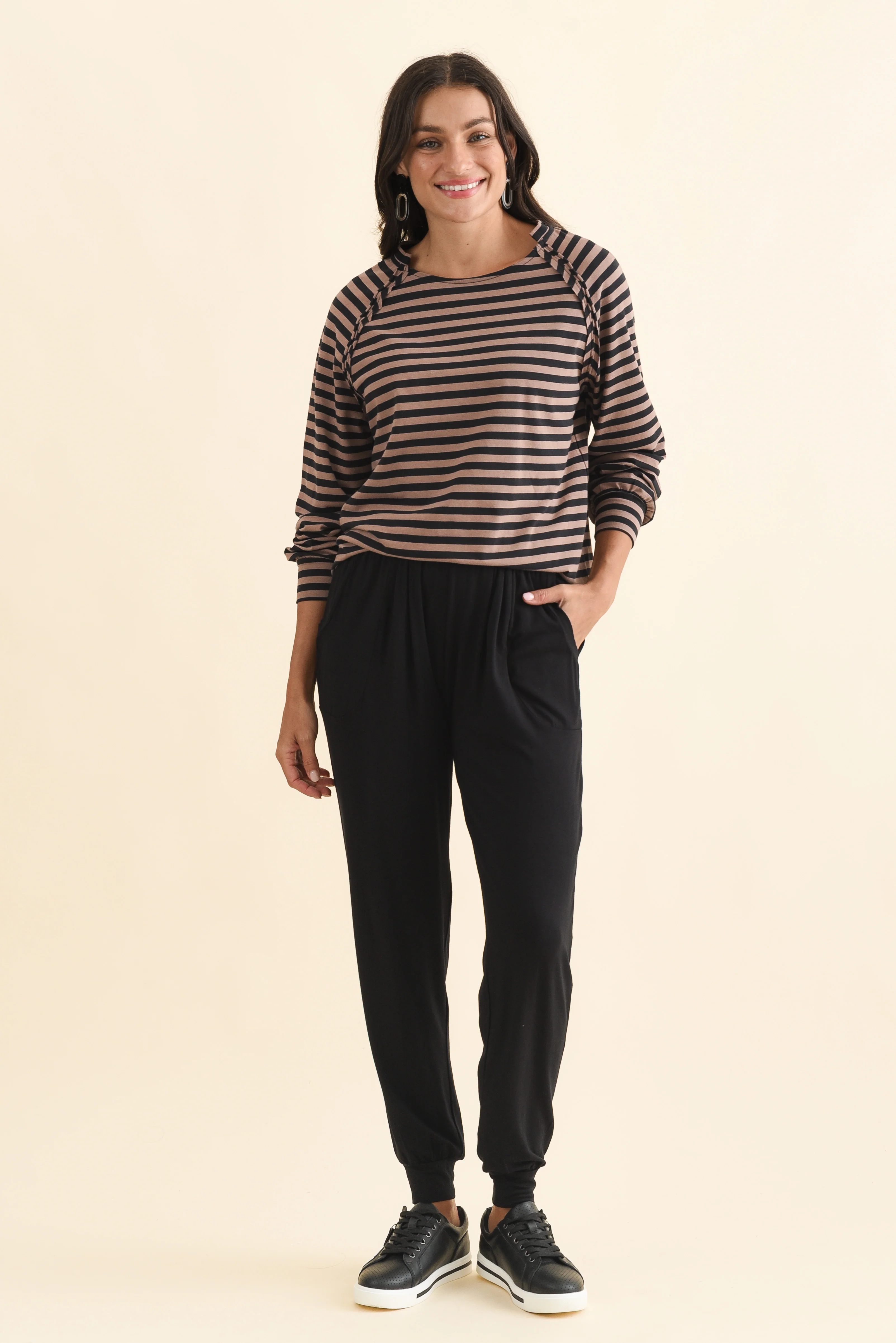 Black Weekend Pants - Image 7