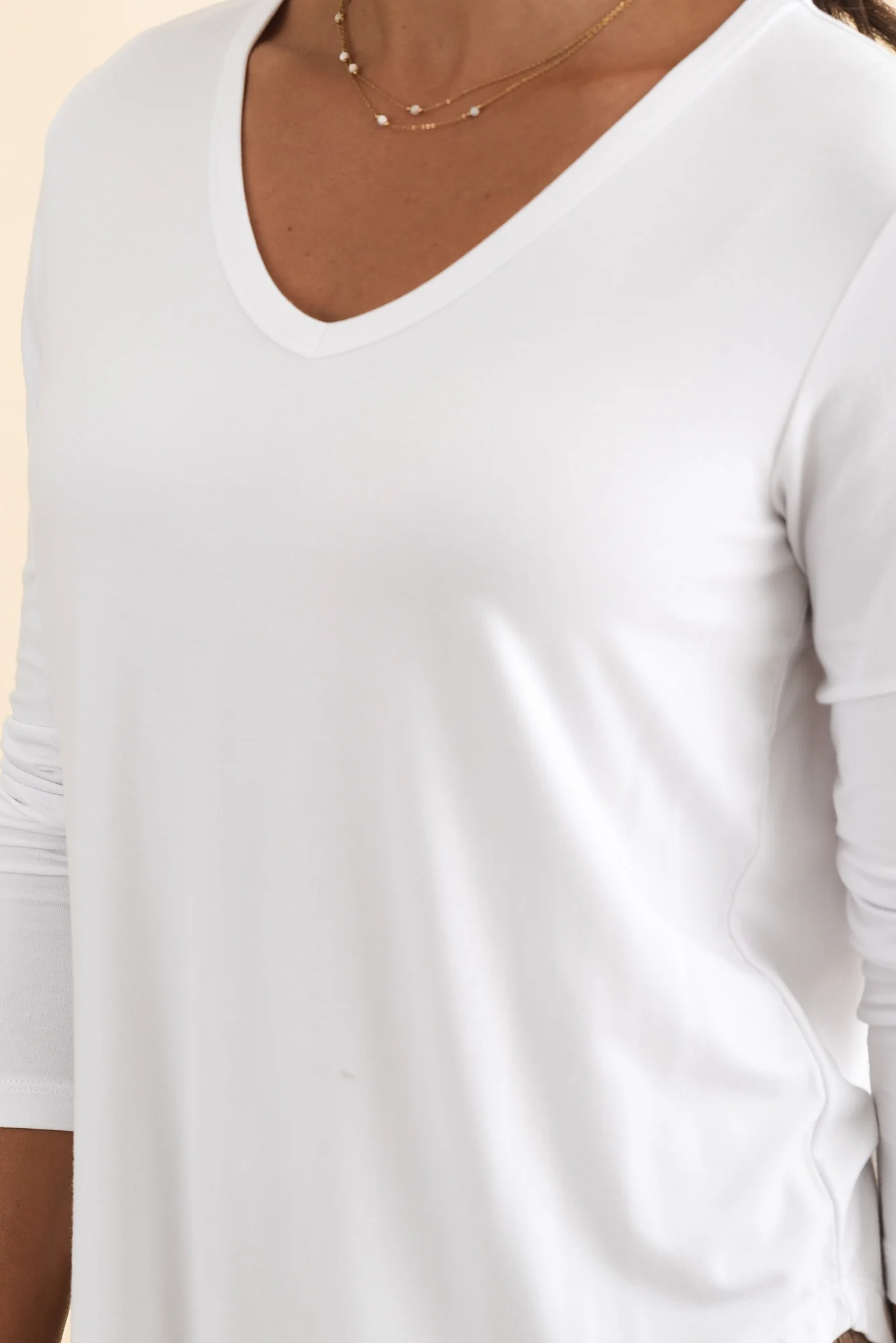 Sia White Bamboo V Neck Top - Image 6