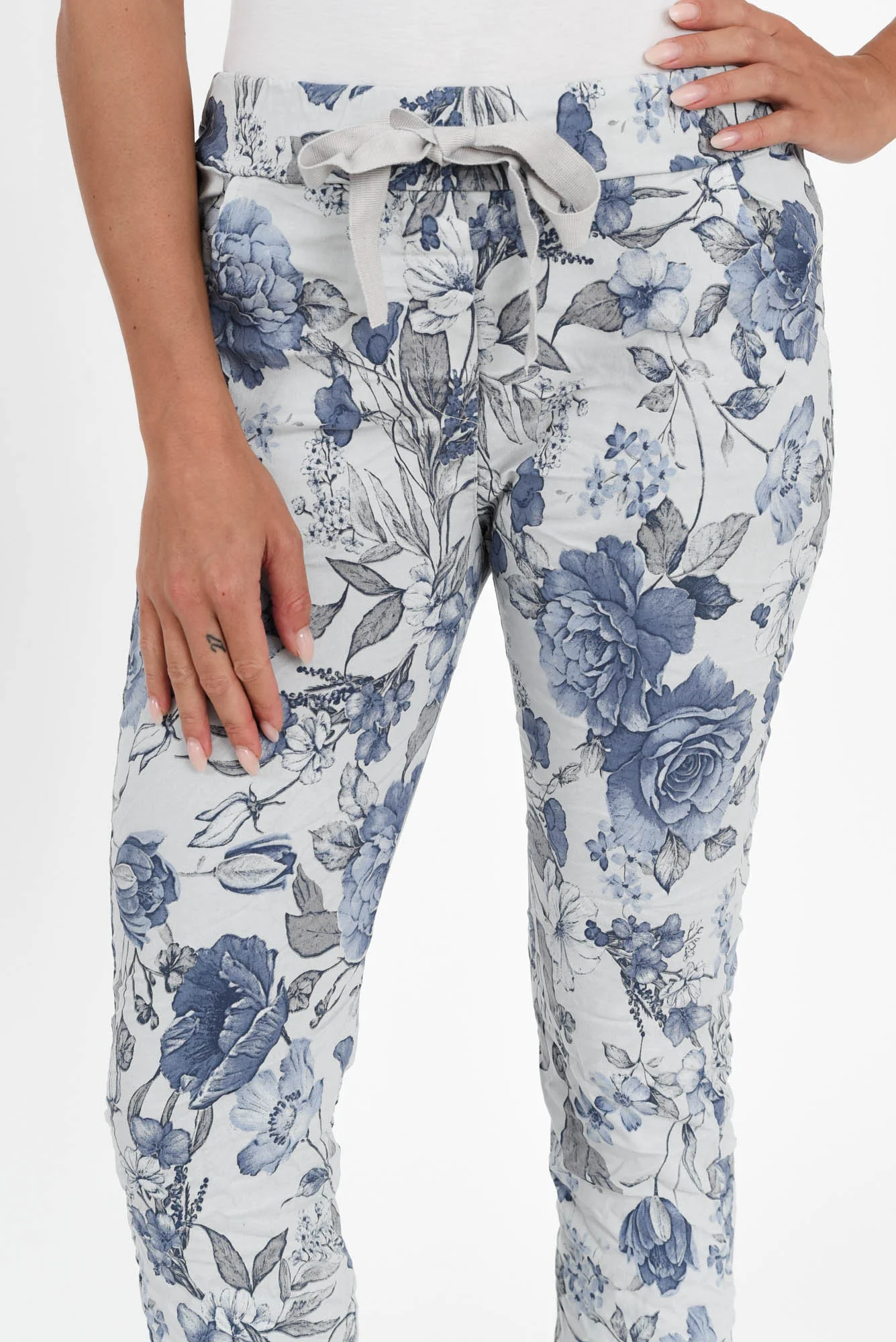 Simpson Blue Floral Stretch Pants - Image 5
