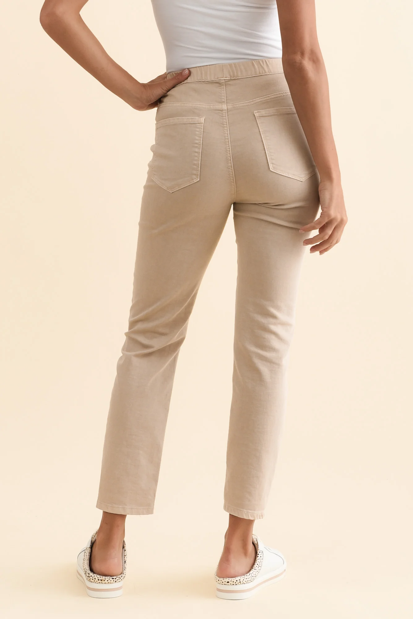 Zadie Distressed Beige Stretch Jeans - Image 5