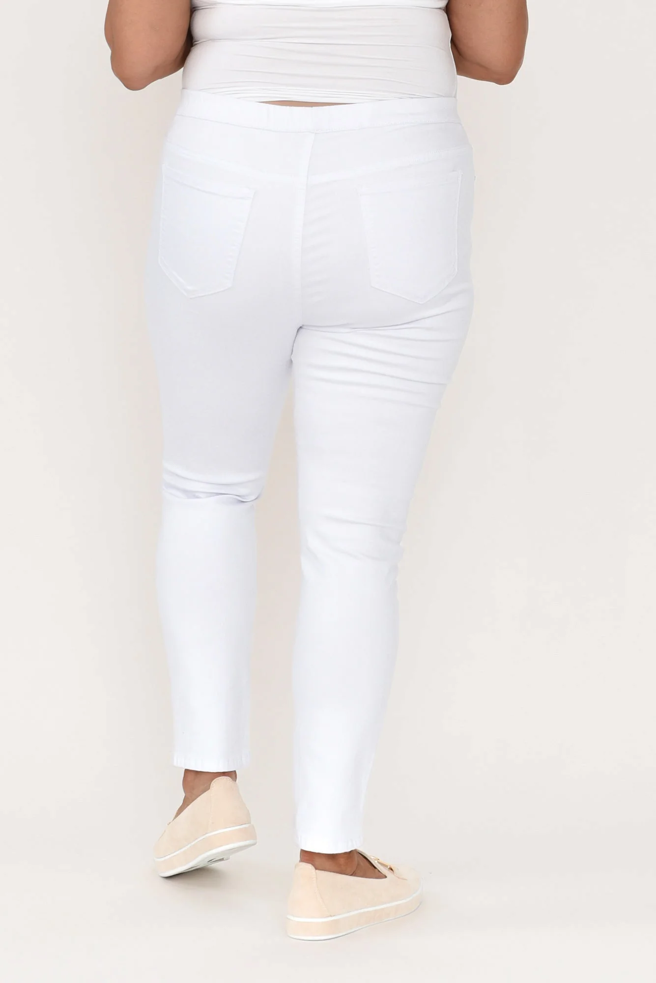 Zadie Distressed White Stretch Jeans - Image 10