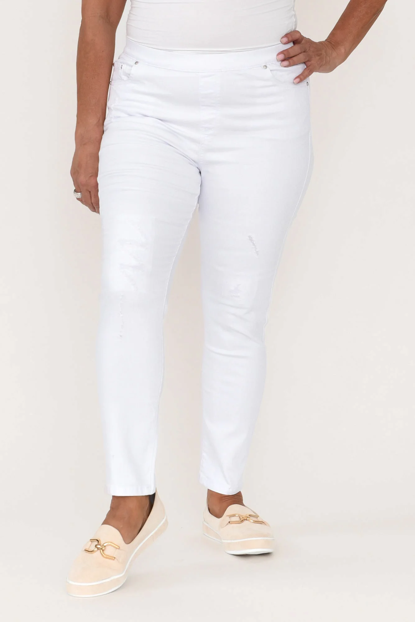 Zadie Distressed White Stretch Jeans - Image 8